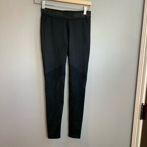 Abercrombie & Fitch | black leggings